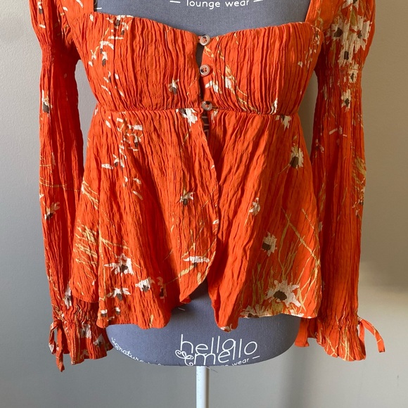 Urban Outfitters Allie tie sleeve orange floral button front bohemian blouse - Picture 5 of 11